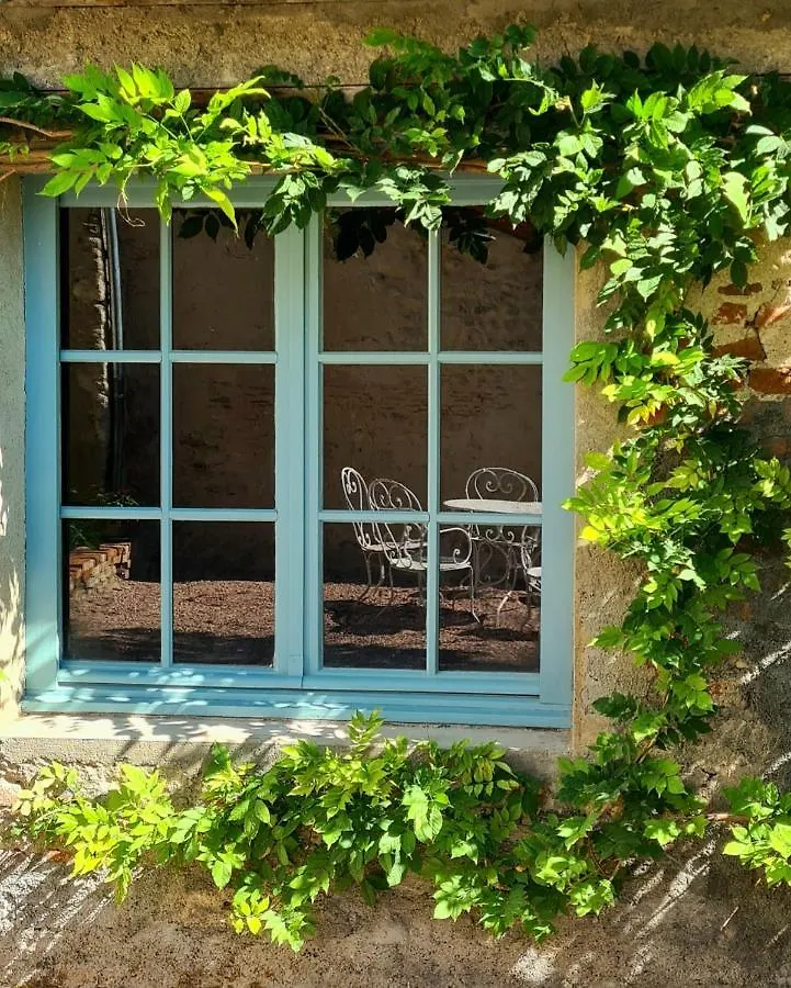 Gite L'Annexe Du Prieure Besson 0*,  France